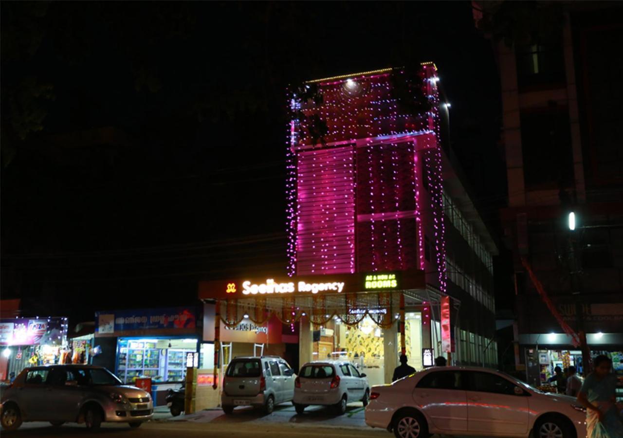 Seethas Regency Hotel Guruvayur Phòng bức ảnh